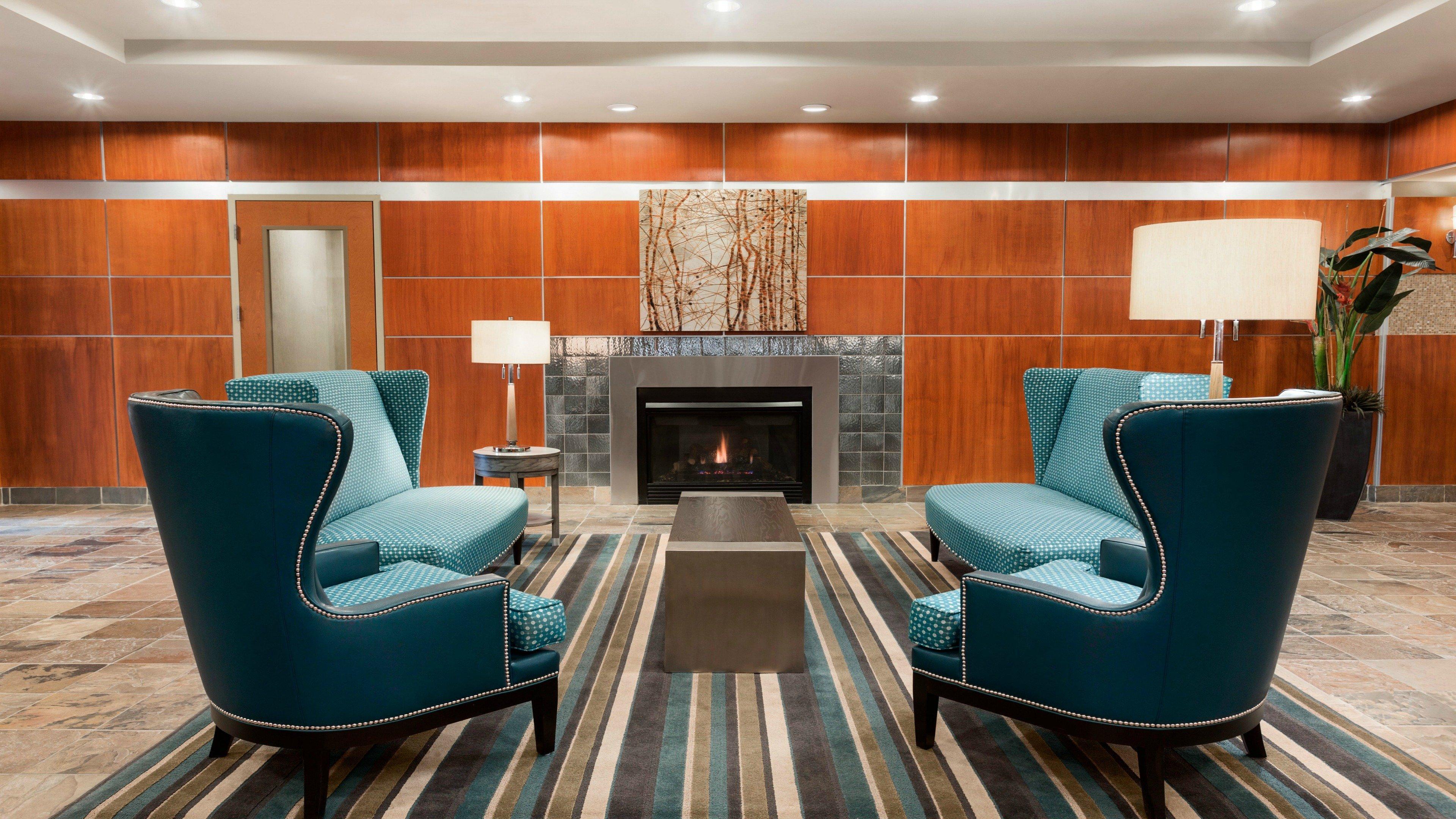 Holiday Inn Hotel & Suites Gateway By Ihg Williamsburg Exterior foto